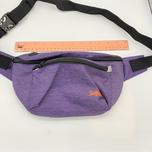Sportsnew Fanny Pack Waist Bag Adjustable with Headphone Hole - Picture 8 of 8